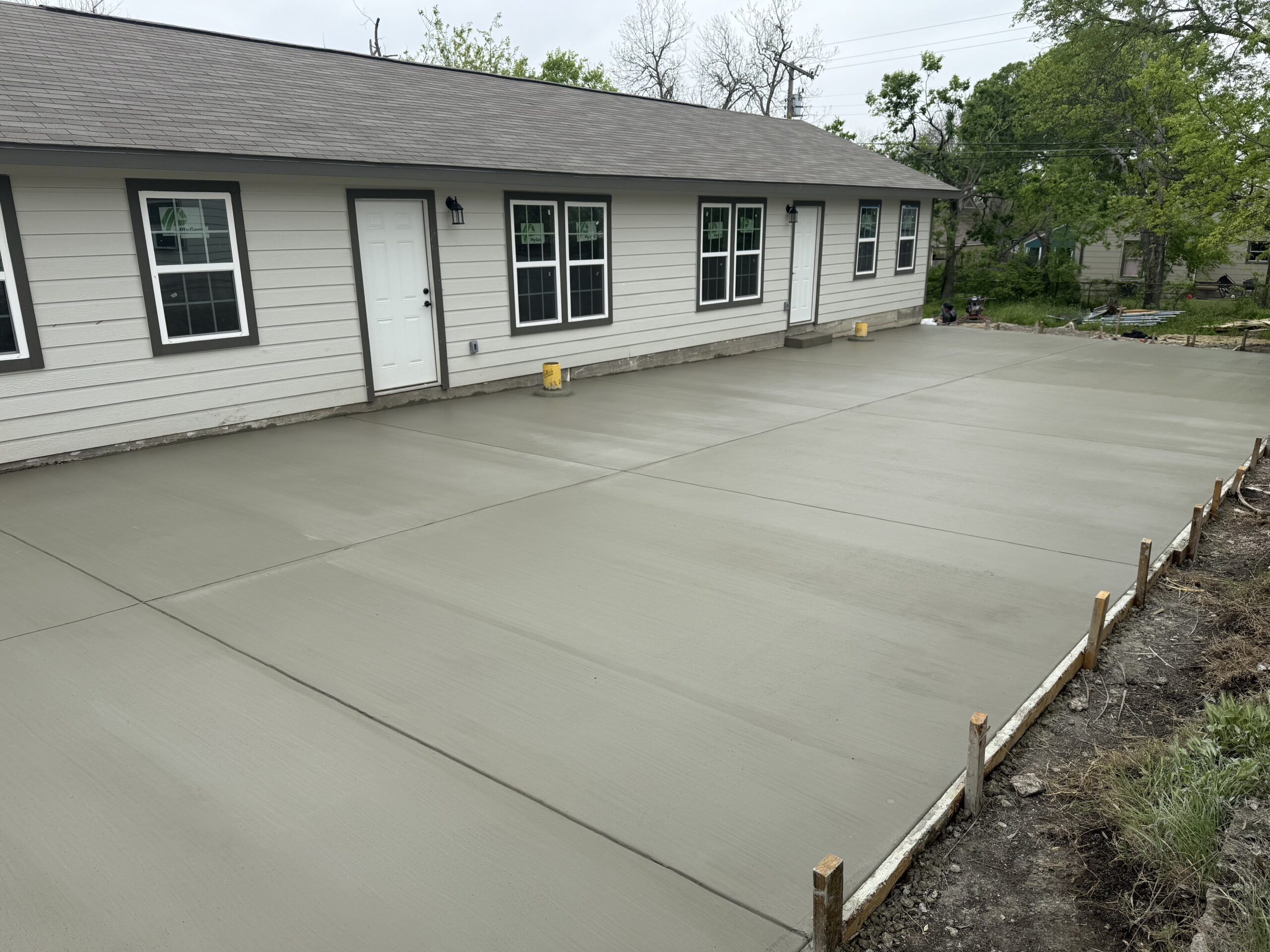 Concrete Driveway Concrete Driveway-Finished
